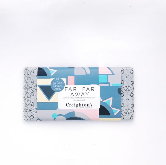 Creighton kézműves csokoládé izgalmas, különleges ízekben. Far Far Away egy étcsokoládé himalája sóval és pirított kókuszdarabokkal.