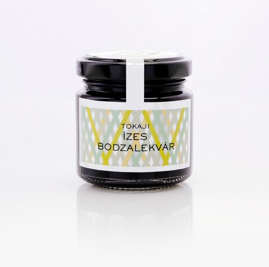Kézműves tokaji lekvár különlegesség helyi alapanyagokból / Hungarian elder jam from Tokai wine region, Hungary
