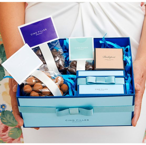 Cinq Filles Budapest elegáns gasztro ajándékválogatás karácsonrya, születésnapra, ballagásra, céges partnerajándéknak
